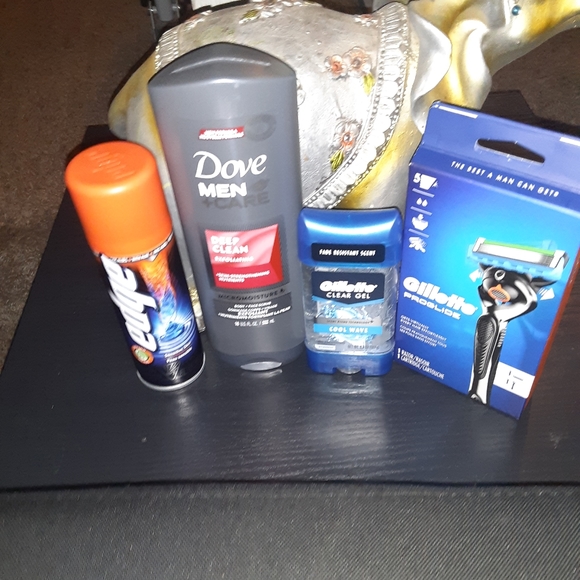 Mens bodycare bundle - Picture 3 of 8
